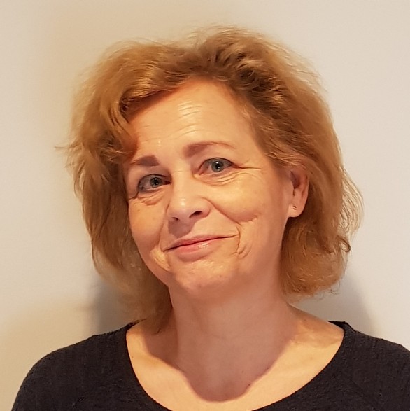 ELLEN LAROES
